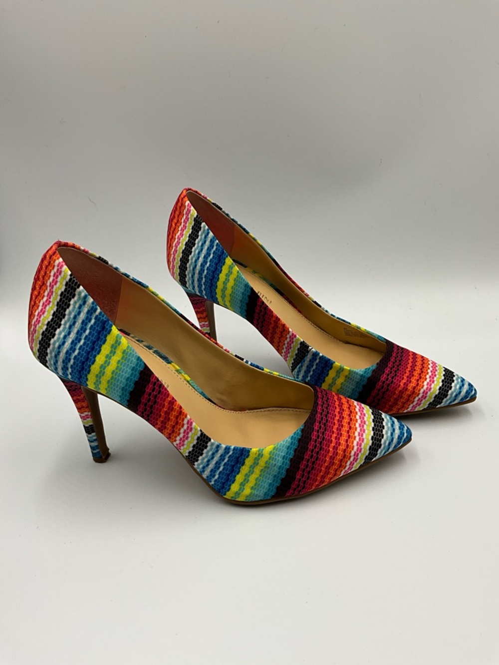 Gianni Bini Heels Size 8 Multicolor Striped Pointed-Toe Heels